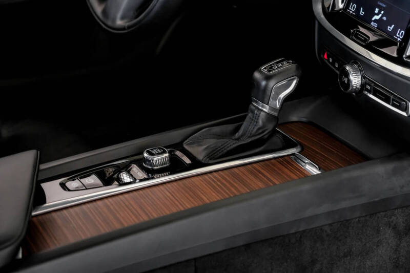 2020 Volvo S60 T5 Momentum