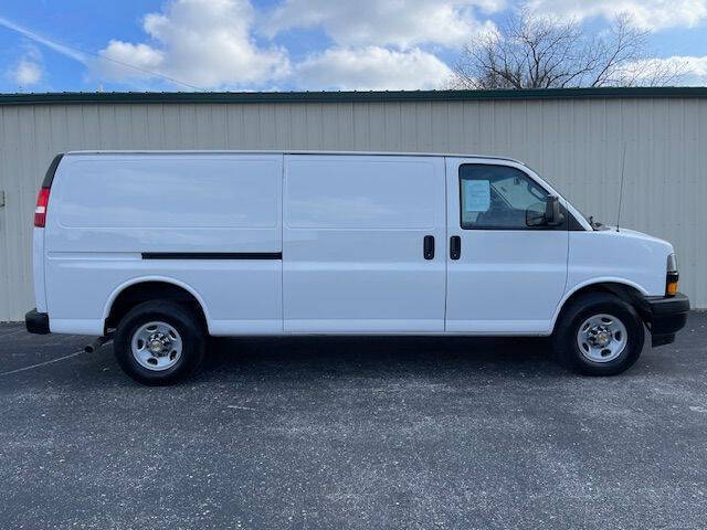 2023 Chevrolet Express 2500