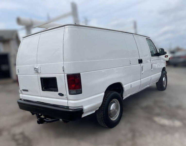 2006 Ford E-Series E-250