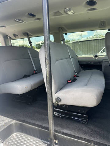 2013 Ford E-Series E-350 SD XL