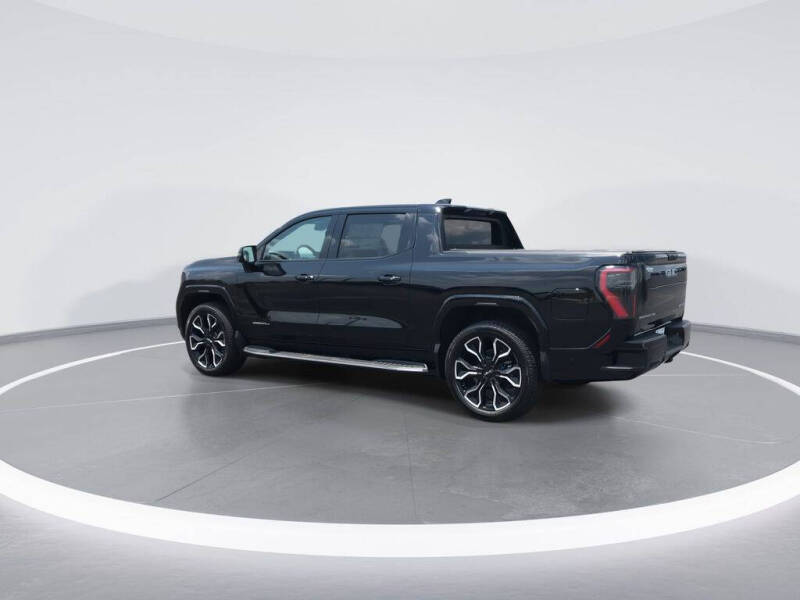 2025 GMC Sierra EV Denali
