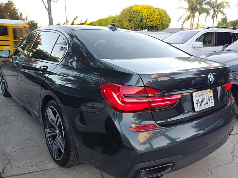 2018 BMW 7 Series 740i