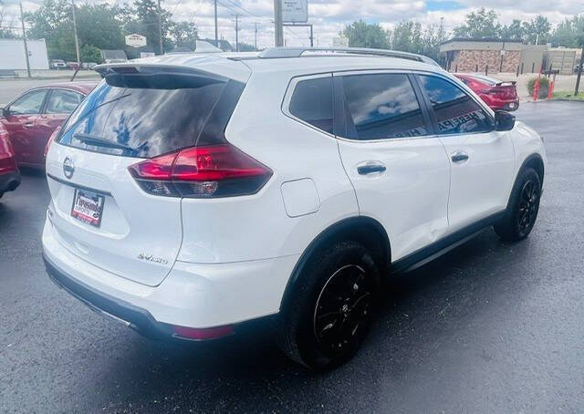 2018 Nissan Rogue SV