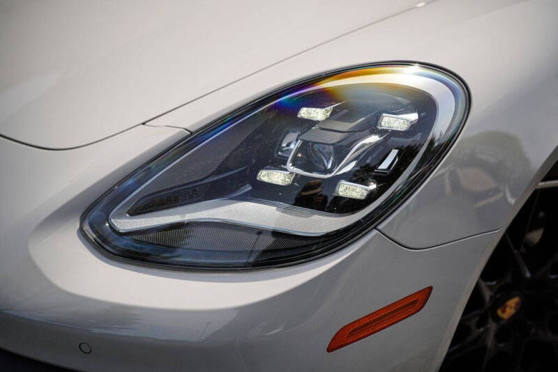 2023 Porsche Panamera