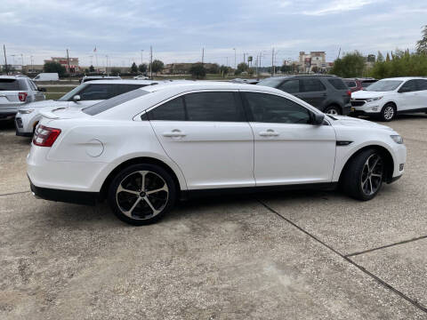 2015 Ford Taurus SHO