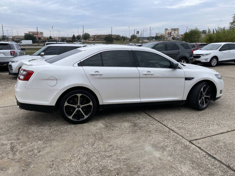 2015 Ford Taurus SHO