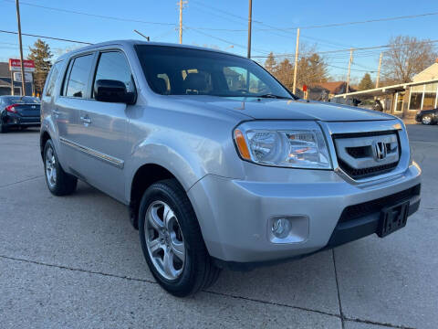 2015 Honda Pilot for sale at Auto Gallery LLC in Burlington WI