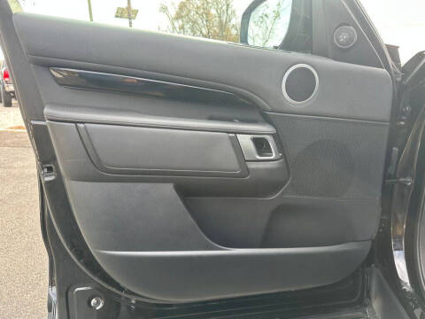 2020 Land Rover Discovery SE