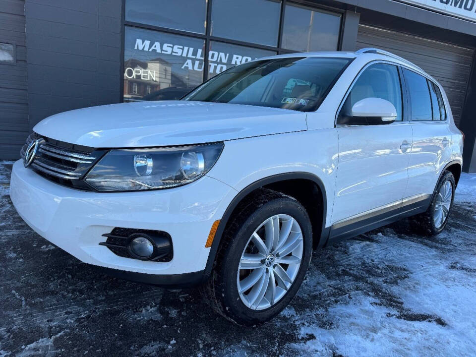 2012 Volkswagen Tiguan S's photo