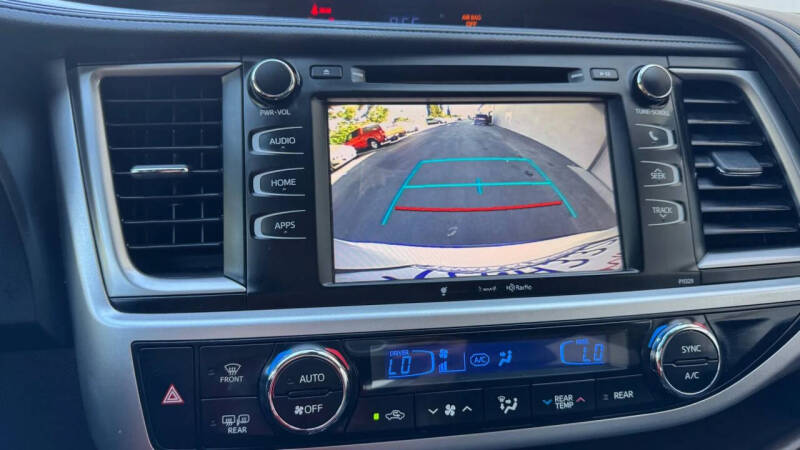 2017 Toyota Highlander