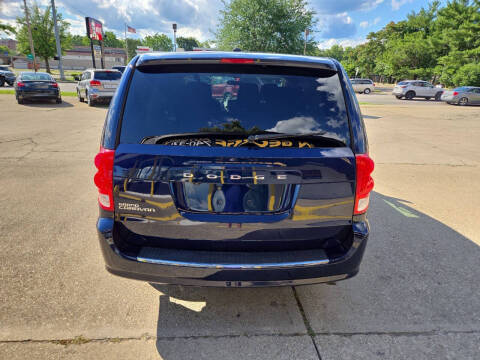 2017 Dodge Grand Caravan SE