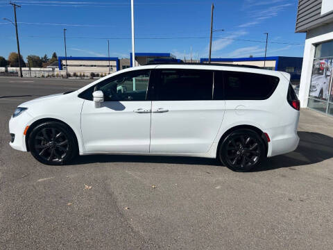 2019 Chrysler Pacifica Limited