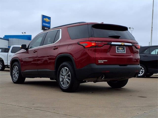 2023 Chevrolet Traverse LT Cloth