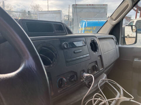 2014 Ford E-Series E-250