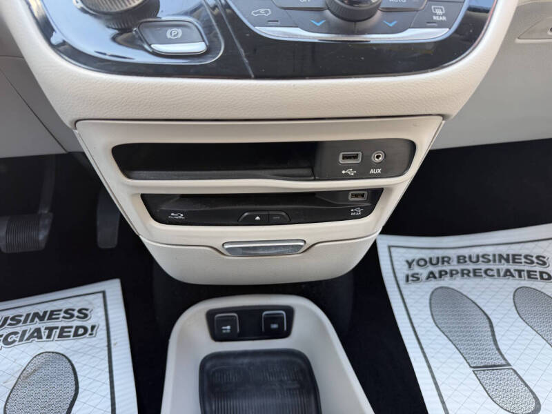 2018 Chrysler Pacifica Touring L Plus
