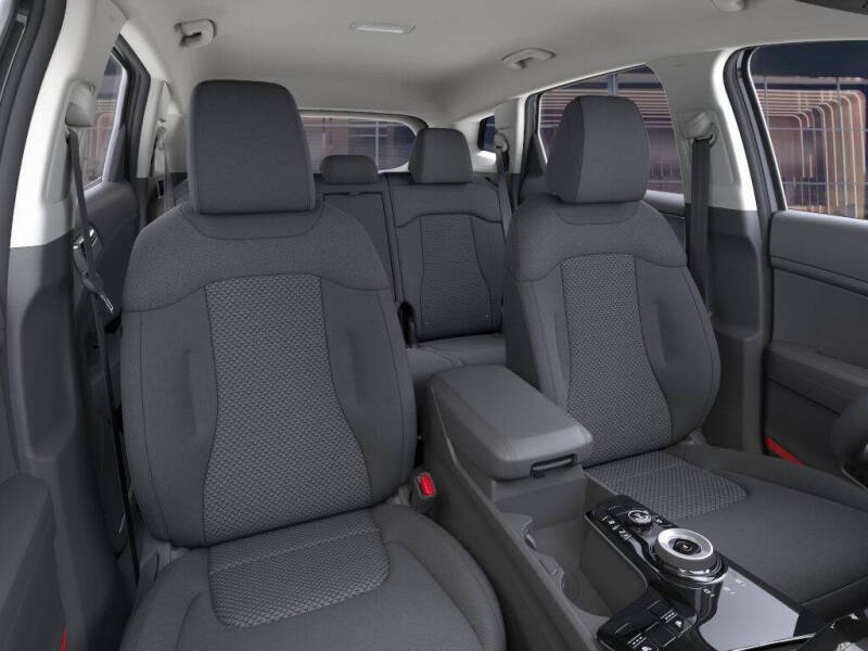 2025 Kia Sportage Hybrid LX