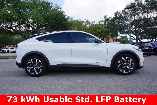 2025 Ford Mustang Mach-E Select