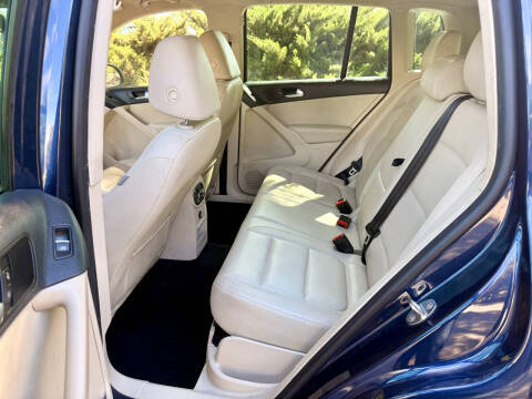 2012 Volkswagen Tiguan SE