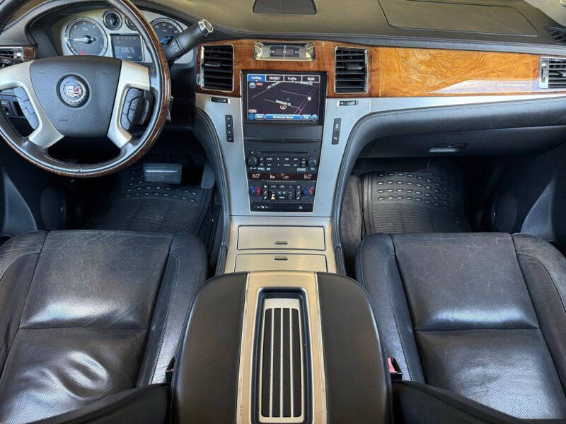 2014 Cadillac Escalade Platinum