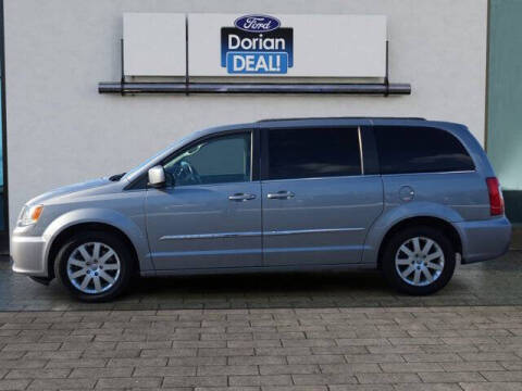 2015 Chrysler Town and Country Touring