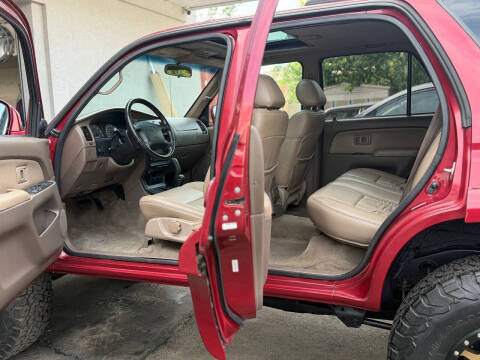 2002 Toyota 4Runner SR5