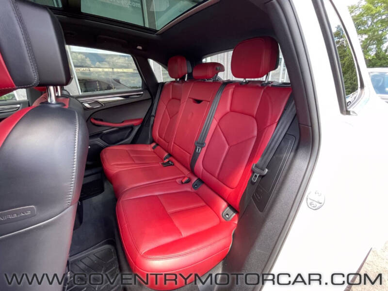 2020 Porsche Macan S