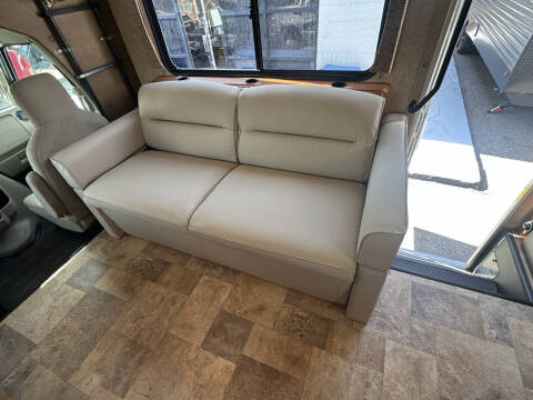 2013 Forest River SUNSEEKER 3050S