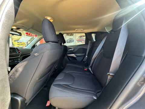 2017 Jeep Cherokee Latitude