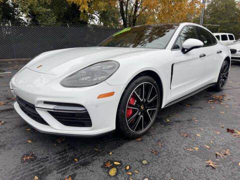 2018 Porsche Panamera Turbo