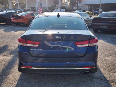 2017 Kia Optima LX