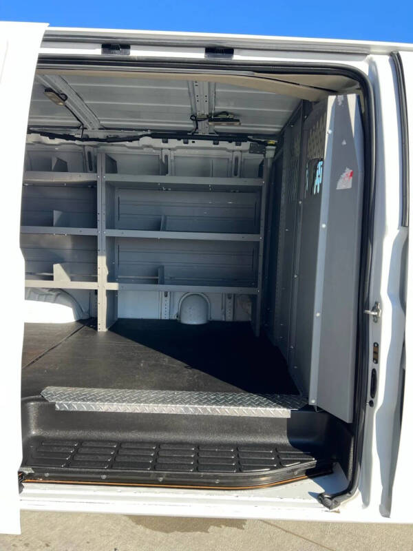 2021 Chevrolet Express 3500