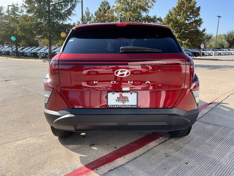 2025 Hyundai Kona SEL