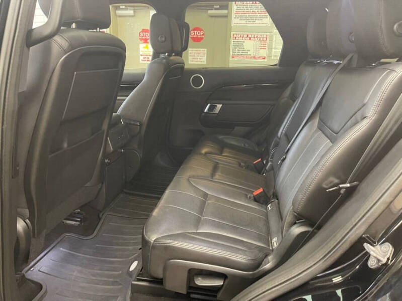 2018 Land Rover Discovery SE