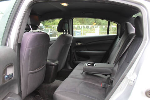 2013 Chrysler 200 LX