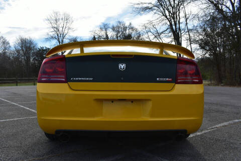2007 Dodge Charger SRT-8
