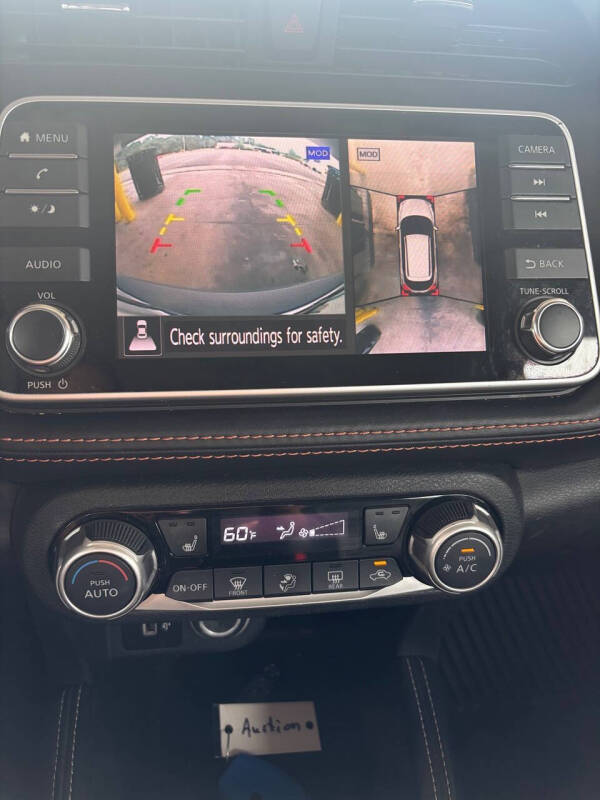2019 Nissan Kicks SR