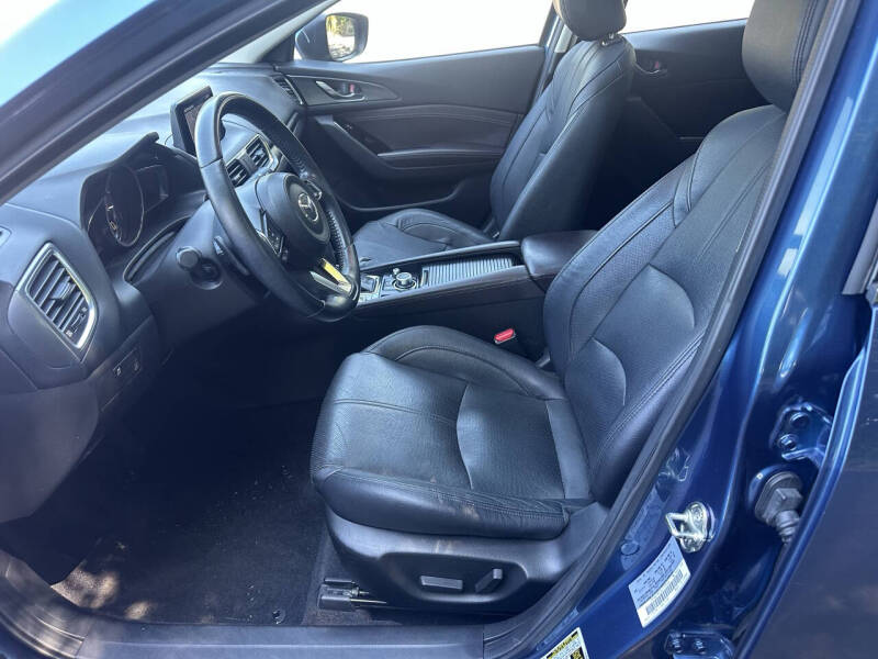 2017 Mazda MAZDA3 Grand Touring