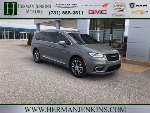 2022 Chrysler Pacifica for sale at CAR MART in Union City TN