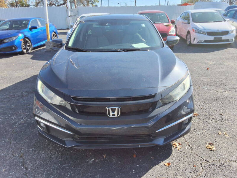 Honda Civic's photo