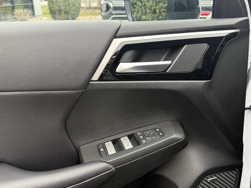 2026 Mitsubishi Outlander