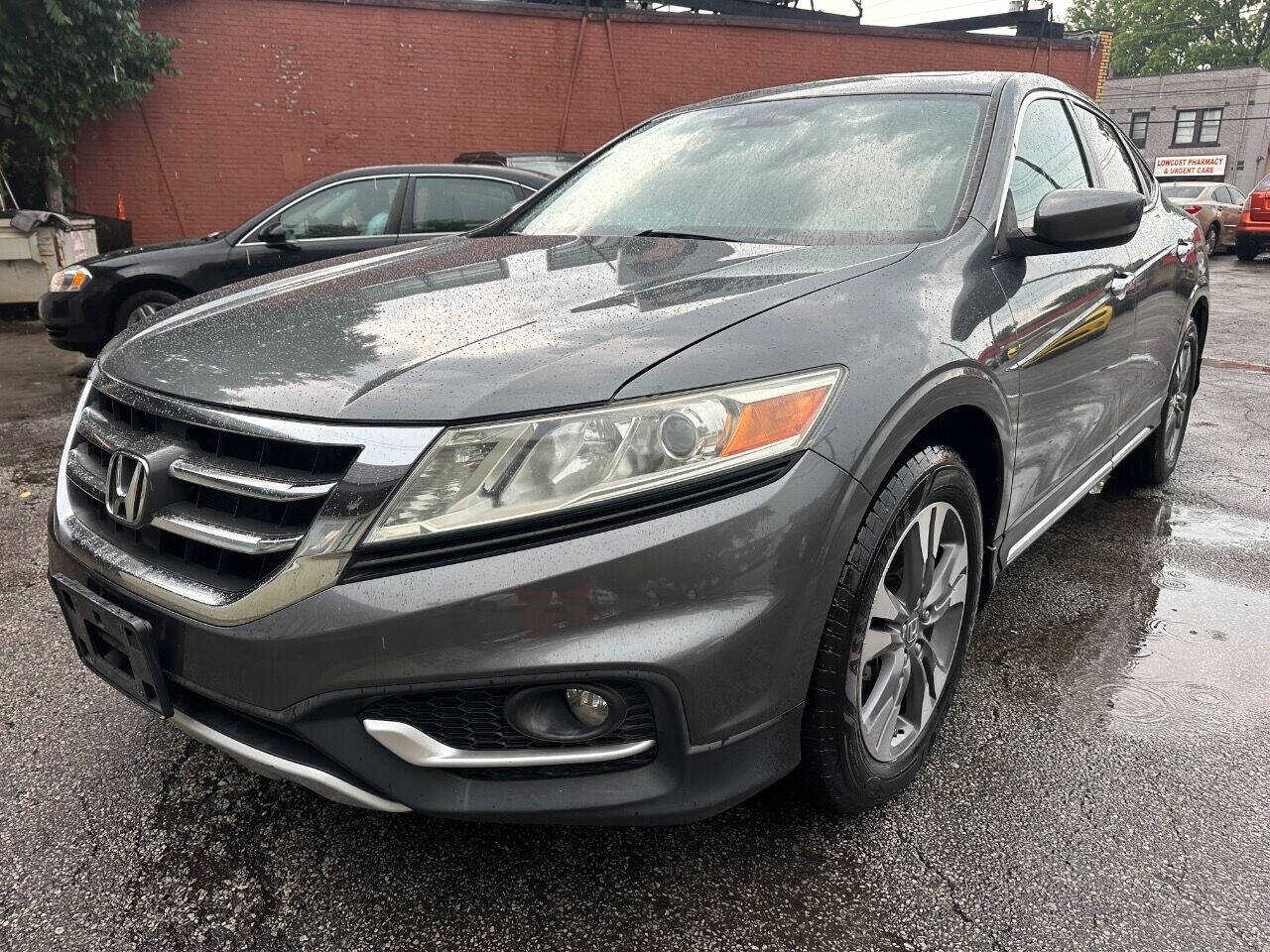 2013 Honda Crosstour for sale at Kelly Auto Group in Cleveland, OH