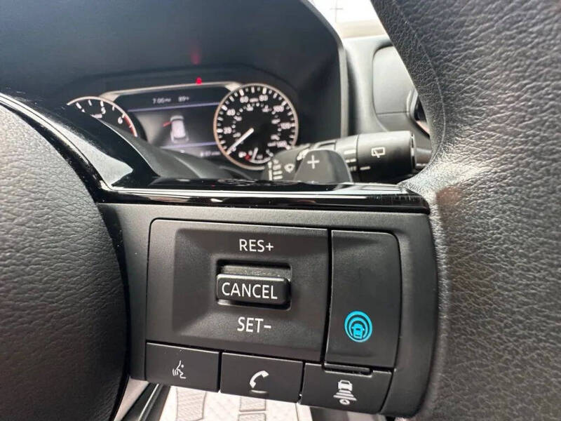 2022 Nissan Rogue SV