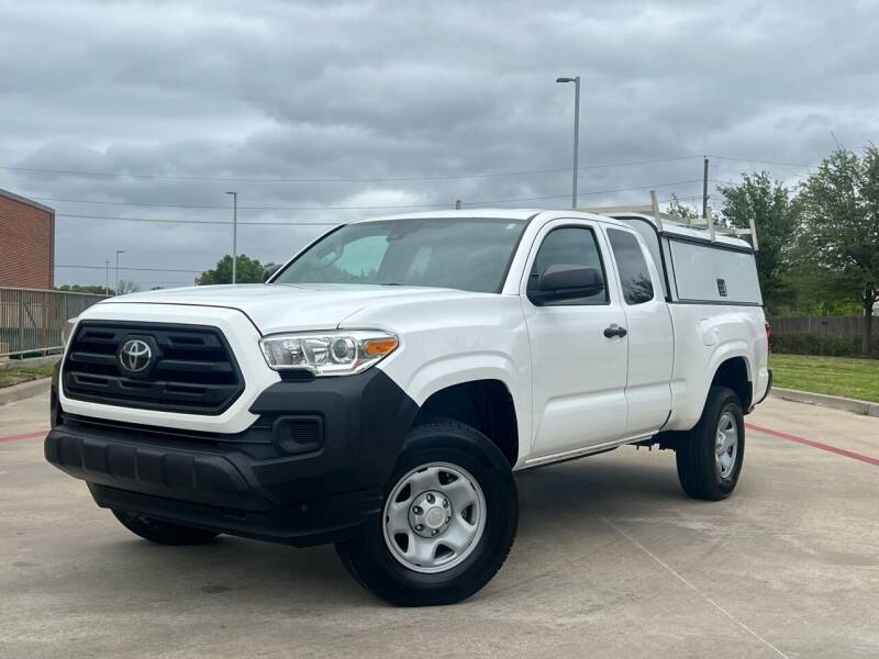 2019 Toyota Tacoma for sale at AUTO DIRECT in Houston TX