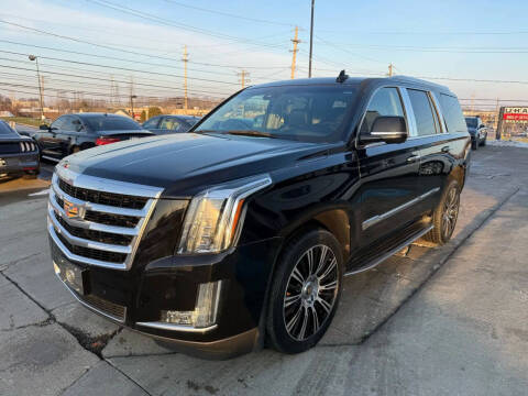 2016 Cadillac Escalade Luxury Collection