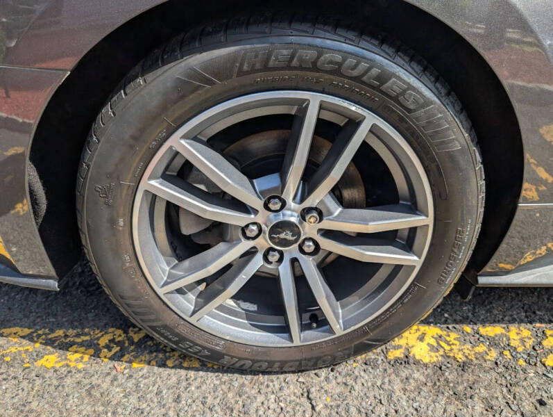 2015 Ford Mustang EcoBoost Premium