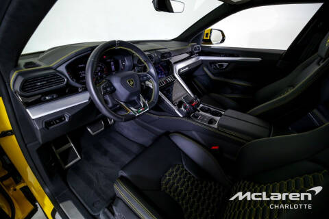 2022 Lamborghini Urus