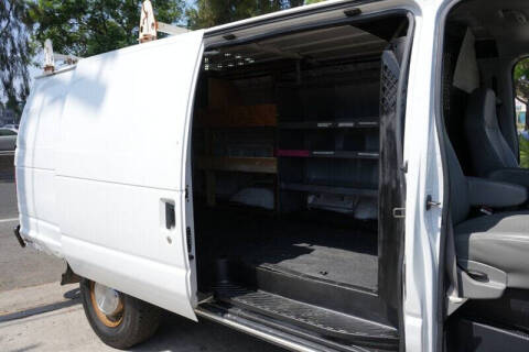 2006 Ford E-Series E-350 SD