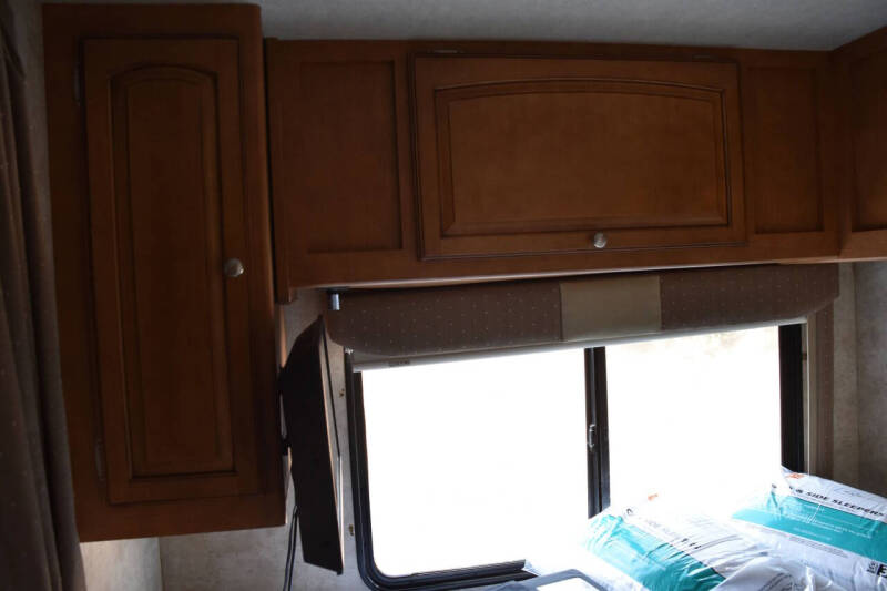 2012 Ford E-Series E-450 SD