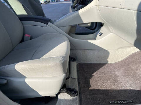 2011 Toyota Prius One