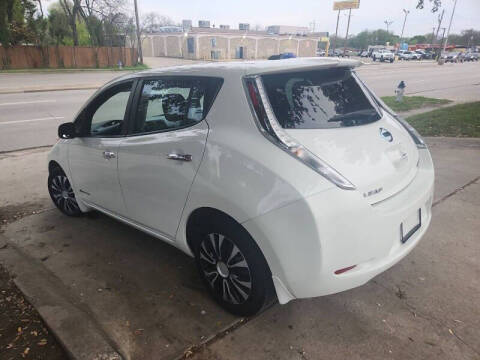 2014 Nissan LEAF SV